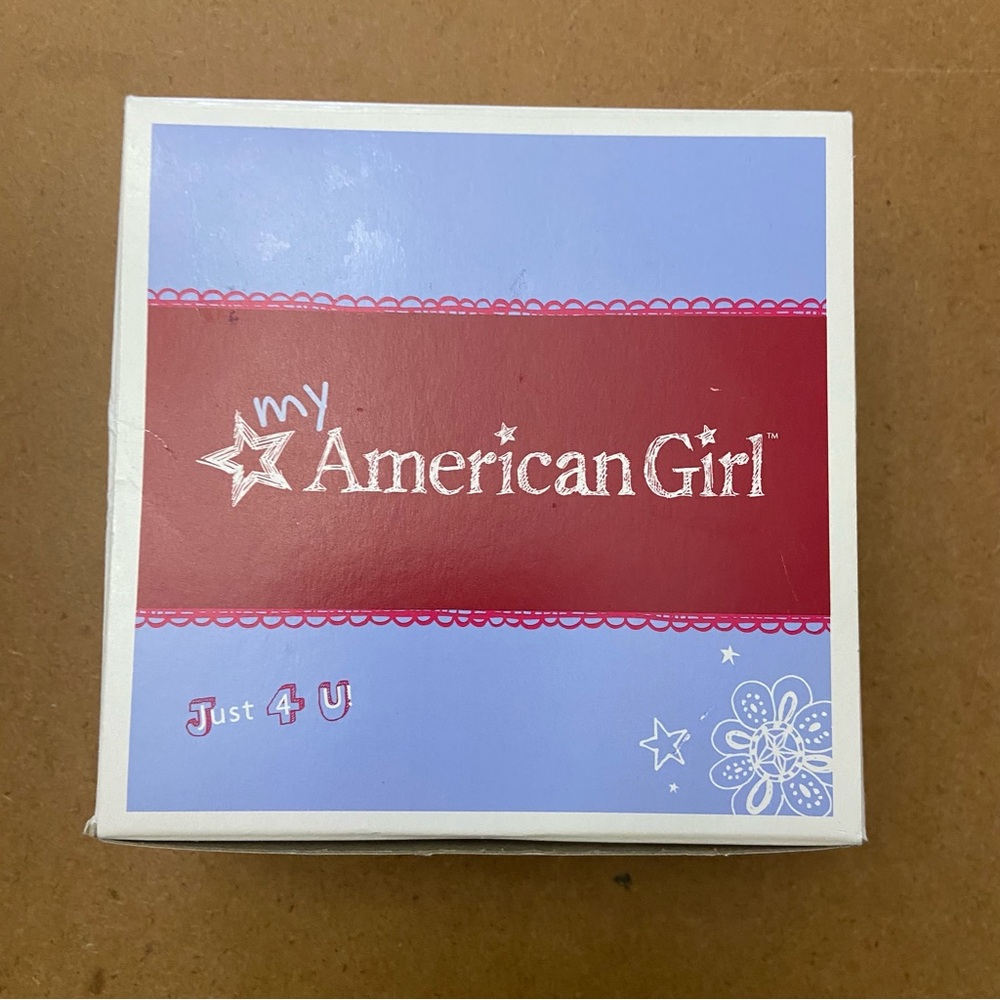 NIB American Girl Birthday Accessories Box 2014 - Picture 2 of 10